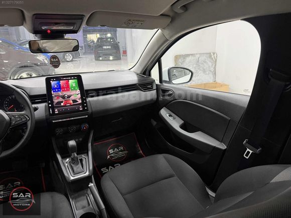 47.000 KM* 2022 CLİO 1.0 TCE DEĞİŞENSİZ TESLA EKRAN / GERİ GÖRÜŞ