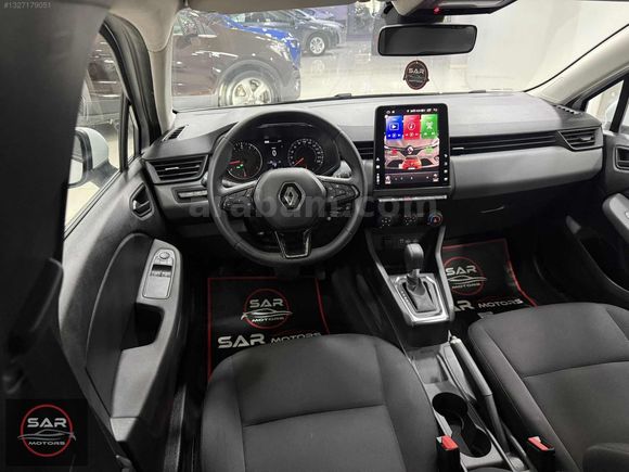 47.000 KM* 2022 CLİO 1.0 TCE DEĞİŞENSİZ TESLA EKRAN / GERİ GÖRÜŞ