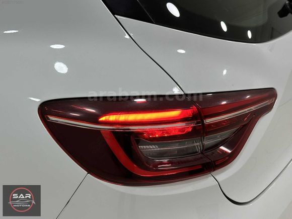 47.000 KM* 2022 CLİO 1.0 TCE DEĞİŞENSİZ TESLA EKRAN / GERİ GÖRÜŞ