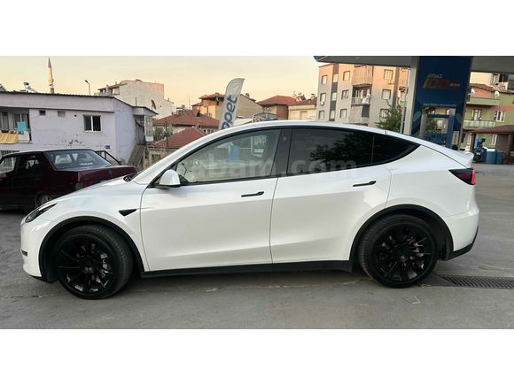 Sahibinden Tesla Model Y Long Range AWD 2023 Model Denizli