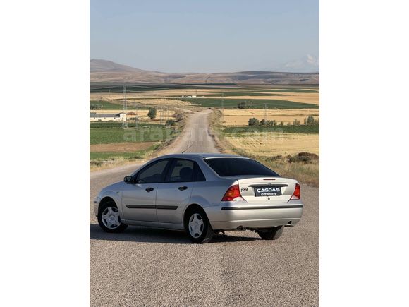 Galeriden Ford Focus 1.6 Comfort 2004 Model Yozgat