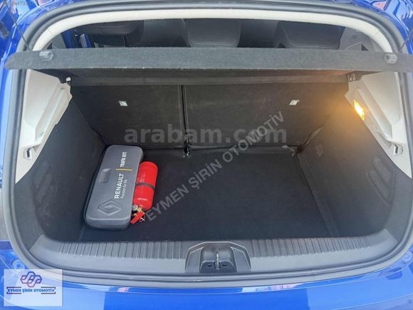 HATASIZ BOYASIZ OTOMATİK CLİO 64 BİN KM