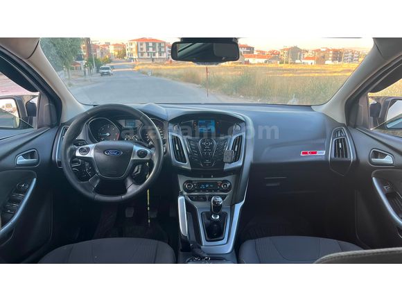 SAHİBİNDEN DEĞİŞENSİZ DOLULAR DOLUSU FORD FOCUS 3 