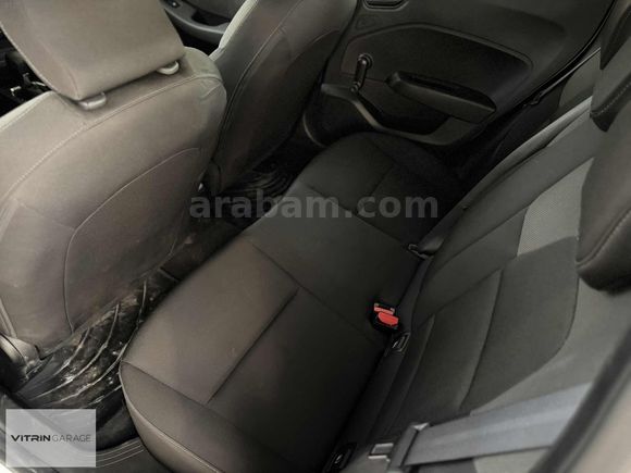 2023 HATASIZ RENAULT CLIO 1.0 TCe JOY X-TRONIC