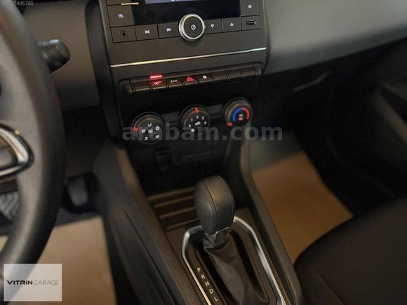 2023 HATASIZ RENAULT CLIO 1.0 TCe JOY X-TRONIC