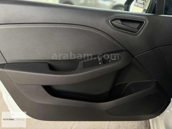 2023 HATASIZ RENAULT CLIO 1.0 TCe JOY X-TRONIC