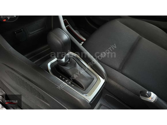 340 BİN PEŞİNATLA 22 MODEL RENAULT CLİO 1.0 TC LANSMAN RENK