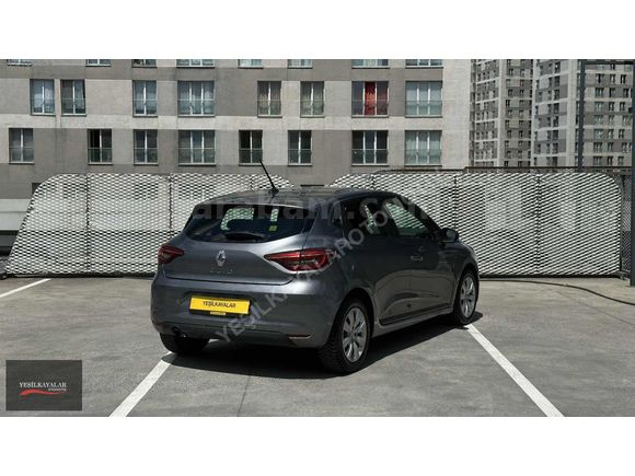 340 BİN PEŞİNATLA 22 MODEL RENAULT CLİO 1.0 TC LANSMAN RENK