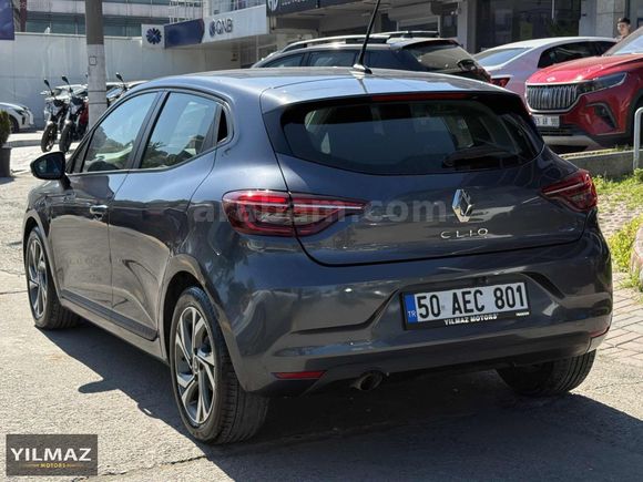 BOYASIZ CLİO 1.0TCE JOY 66.000KM TABLETEKRAN+ÇELİKJANT+LPG