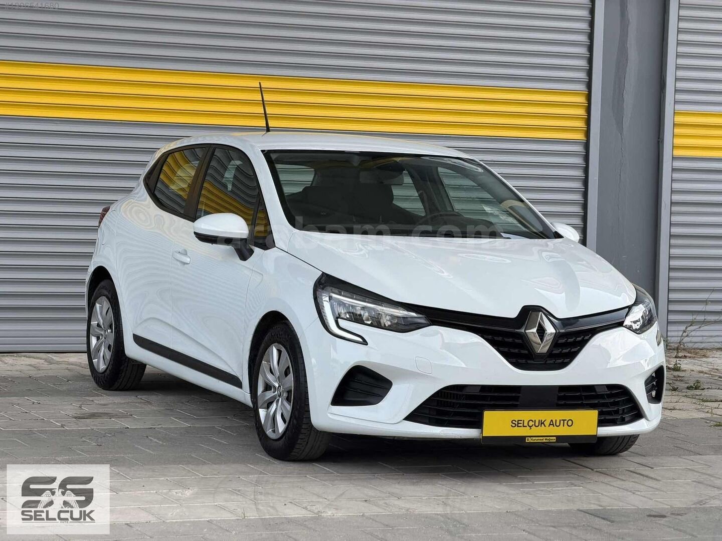Galeriden Renault Clio 1.0 TCe Joy 2022 Model Adana 60.000 km Beyaz 3