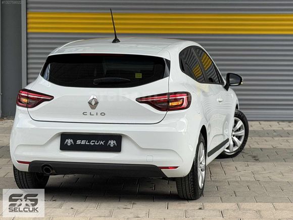 SELÇUK AUTO | 2022 RENAULT CLİO 1.0 TCE JOY HATASIZ 41 BİN KM