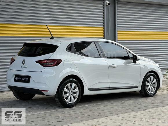 SELÇUK AUTO | 2022 RENAULT CLİO 1.0 TCE JOY HATASIZ 41 BİN KM