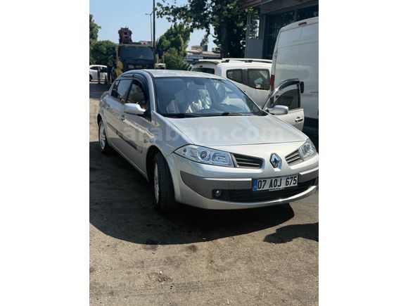 Galeriden Renault Megane 1.5 dCi Dynamique 2006 Model Antalya