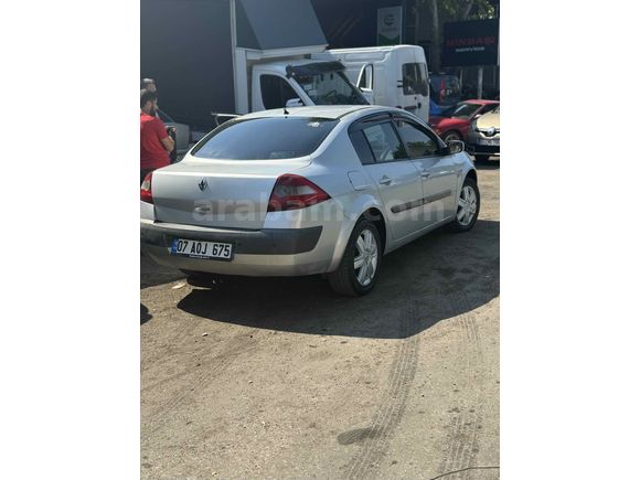Galeriden Renault Megane 1.5 dCi Dynamique 2006 Model Antalya