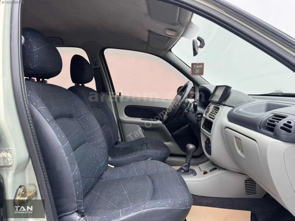 Tan otomotiv 2003 Renault Clio 1.4 Expression 233000Km/Otomatik