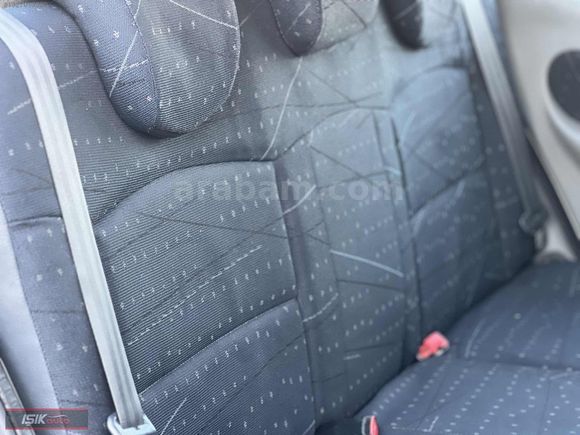 IŞIK AUTO'DAN HATASIZ 2003 MODEL MANUEL EXPRESSİON 1.4