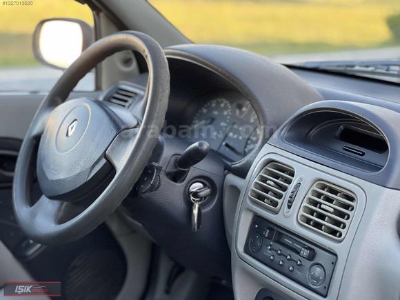 IŞIK AUTO'DAN HATASIZ 2003 MODEL MANUEL EXPRESSİON 1.4