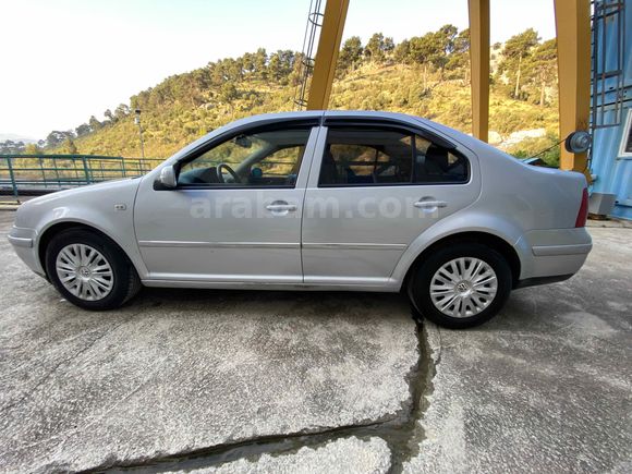 ACİLLL !!!   2001 MODEL BORA 
