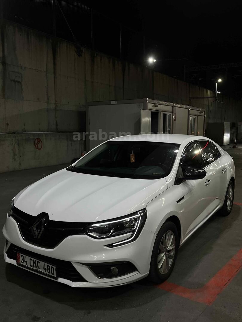 Sahibinden Renault Megane 1.5 Blue DCI Touch 2019 Model İstanbul 207.000 km Beyaz 3