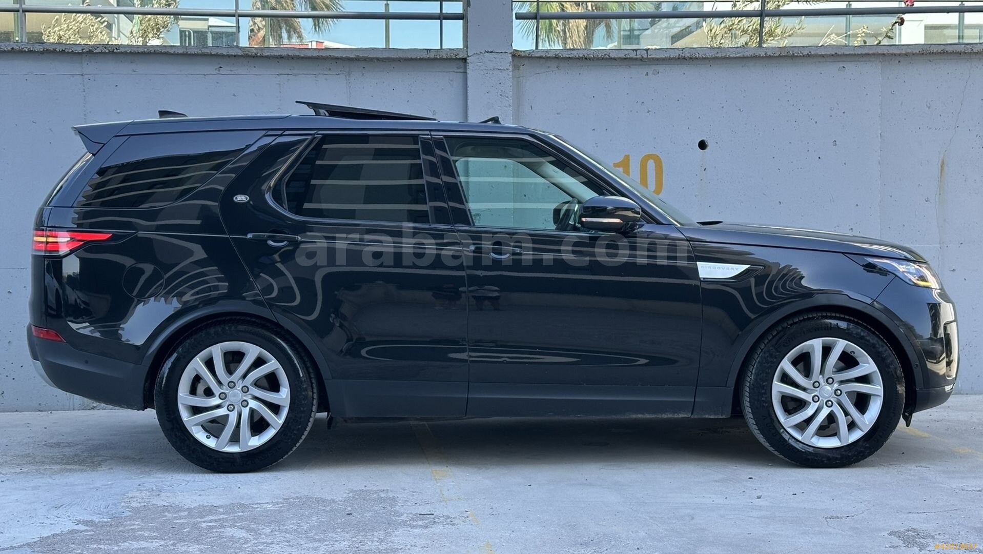 Galeriden Land Rover Discovery 2.0 SD4 HSE 2020 Model İzmir 176.000 km Siyah 5