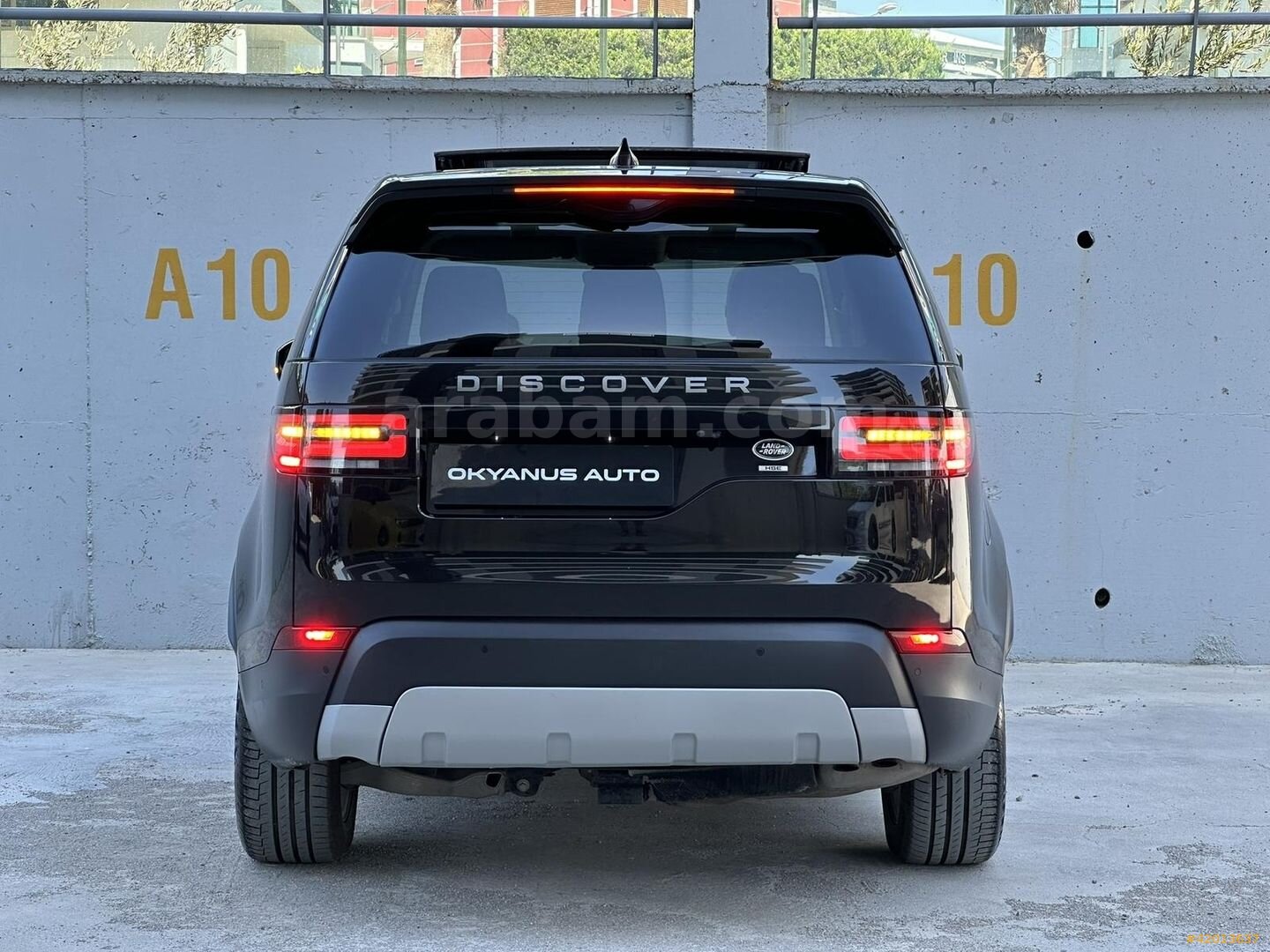 Galeriden Land Rover Discovery 2.0 SD4 HSE 2020 Model İzmir 176.000 km Siyah 7