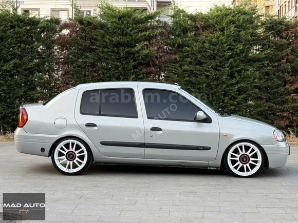 *MAD AUTO*2000 RENAULT CLİO 1.4 FULL EXTRALI KARTA 12 TAKSİT