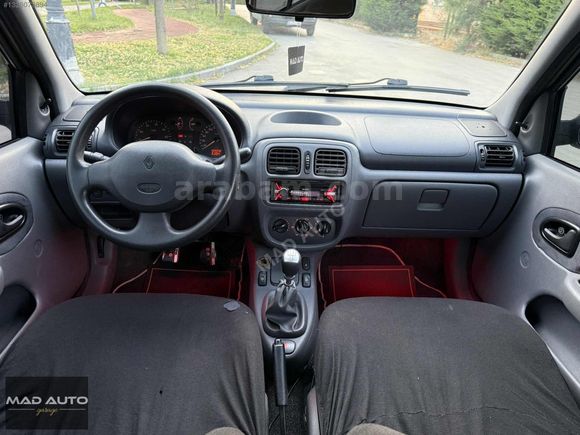 *MAD AUTO*2000 RENAULT CLİO 1.4 FULL EXTRALI KARTA 12 TAKSİT