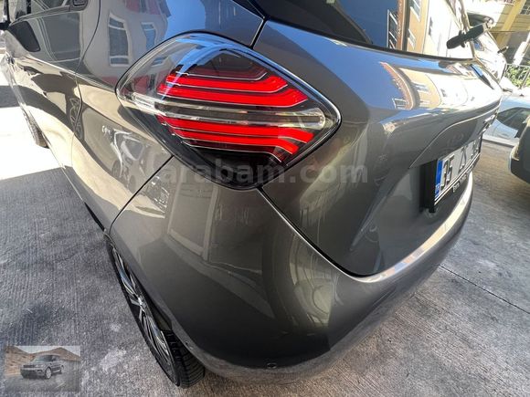2023 MODEL_SERVİS BAKIMLI_60 BİNDE_KAZASIZ_ORJİNAL_ZOE