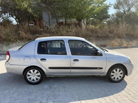 Temiz bakımlı clio symbol