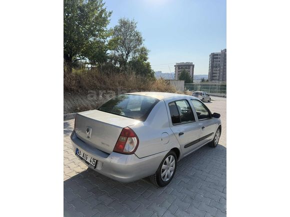 Temiz bakımlı clio symbol