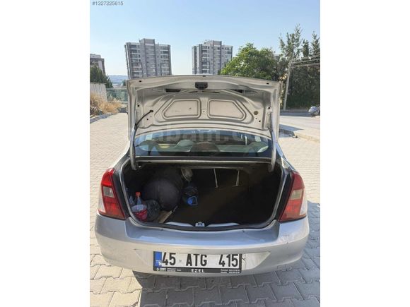 Temiz bakımlı clio symbol