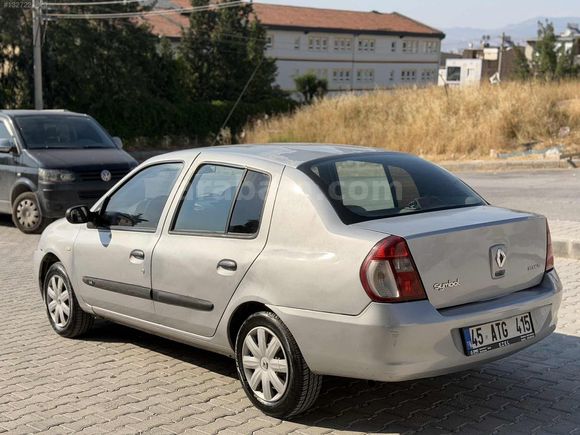 Temiz bakımlı clio symbol