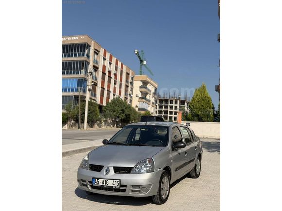 Temiz bakımlı clio symbol