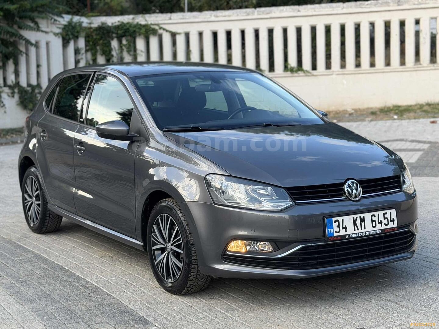 Galeriden Volkswagen Polo 1.2 TSi Allstar 2017 Model İstanbul 72.000 km Füme 3