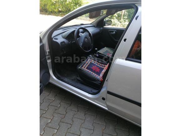 Sahibinden Opel Corsa 1.2 Essentia 2004 Model