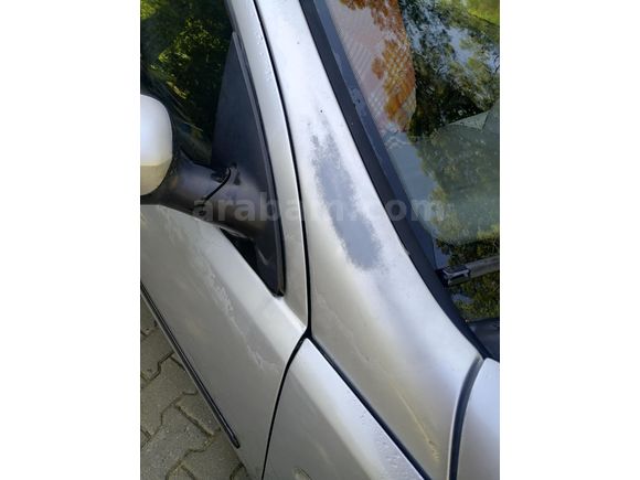 Sahibinden Opel Corsa 1.2 Essentia 2004 Model