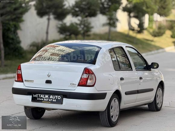 METALİK AUTO dan HATASIZ BOYASIZ 185 KM de CLİO ALİZE