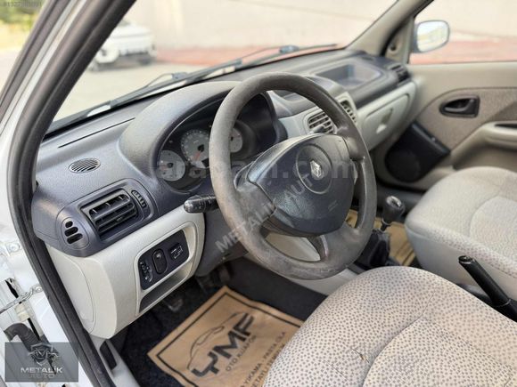 METALİK AUTO dan HATASIZ BOYASIZ 185 KM de CLİO ALİZE