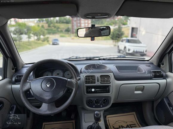 METALİK AUTO dan HATASIZ BOYASIZ 185 KM de CLİO ALİZE