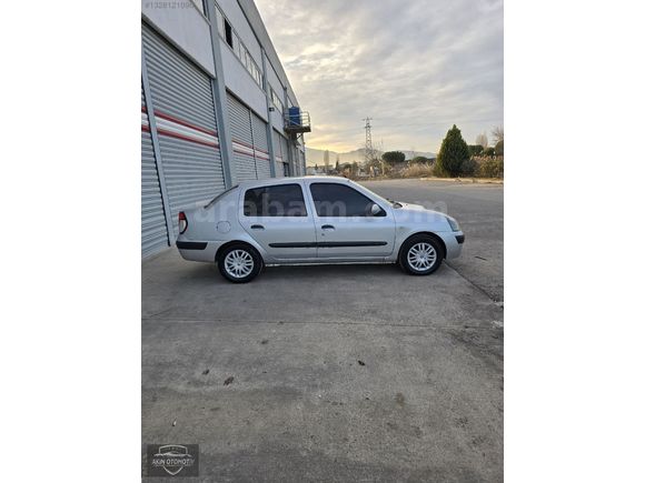 HATASIZ DEĞİŞENSİZ BOYASIZ SÖKTAKSIZ DÜŞÜK KM CLİO