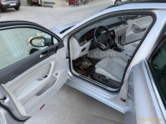2021 ÇIKIŞ YENİ LOGO VW PASSAT 1.5 TSİ ELEGANCE BOYASIZ 99 BİNDE