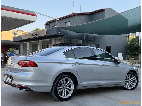 2021 ÇIKIŞ YENİ LOGO VW PASSAT 1.5 TSİ ELEGANCE BOYASIZ 99 BİNDE