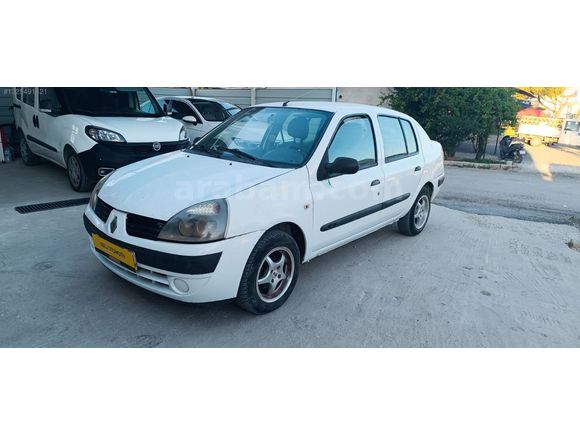 RENAULT CLİO 2006 MODEL DARBESİZ..