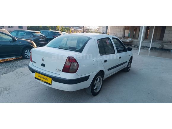 RENAULT CLİO 2006 MODEL DARBESİZ..