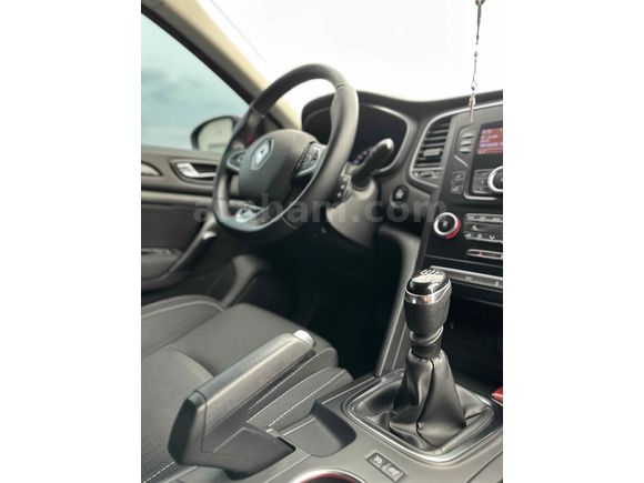 Sahibinden Renault Megane 1.2 TCe Touch 2016 Model 