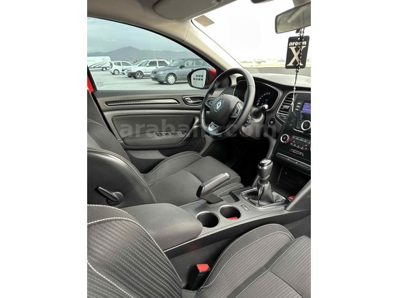 Sahibinden Renault Megane 1.2 TCe Touch 2016 Model 