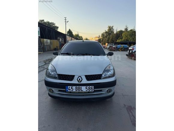 Bebekler bebeği Clio