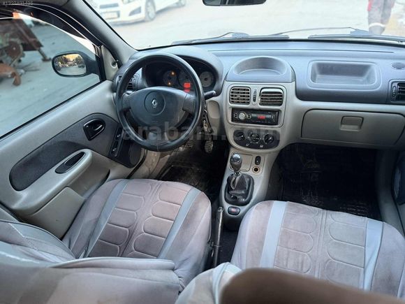 Bebekler bebeği Clio