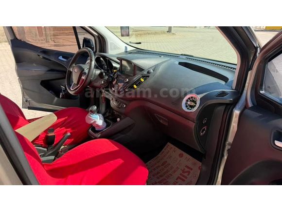 Sahibinden Ford Tourneo Courier 1.5 TDCi Titanium Plus 2019 Model