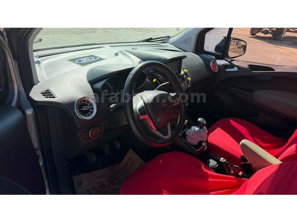 Sahibinden Ford Tourneo Courier 1.5 TDCi Titanium Plus 2019 Model